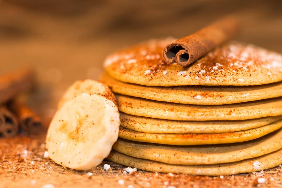 Super simple banana pancakes